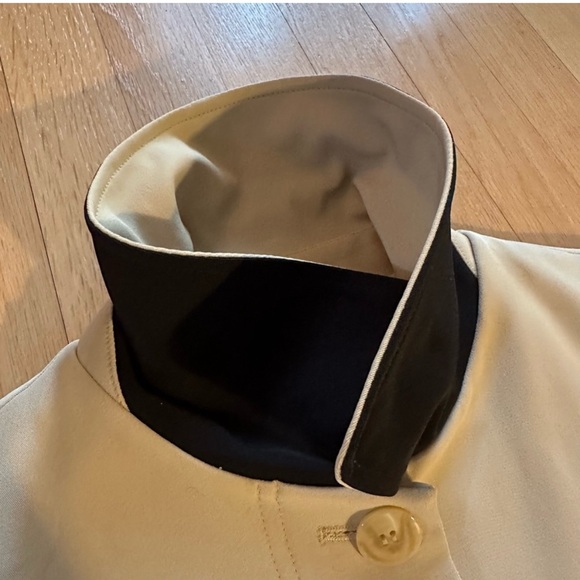 Jones New York Tan Trench Coat Jacket, size Medium π§₯ - Picture 4 of 13